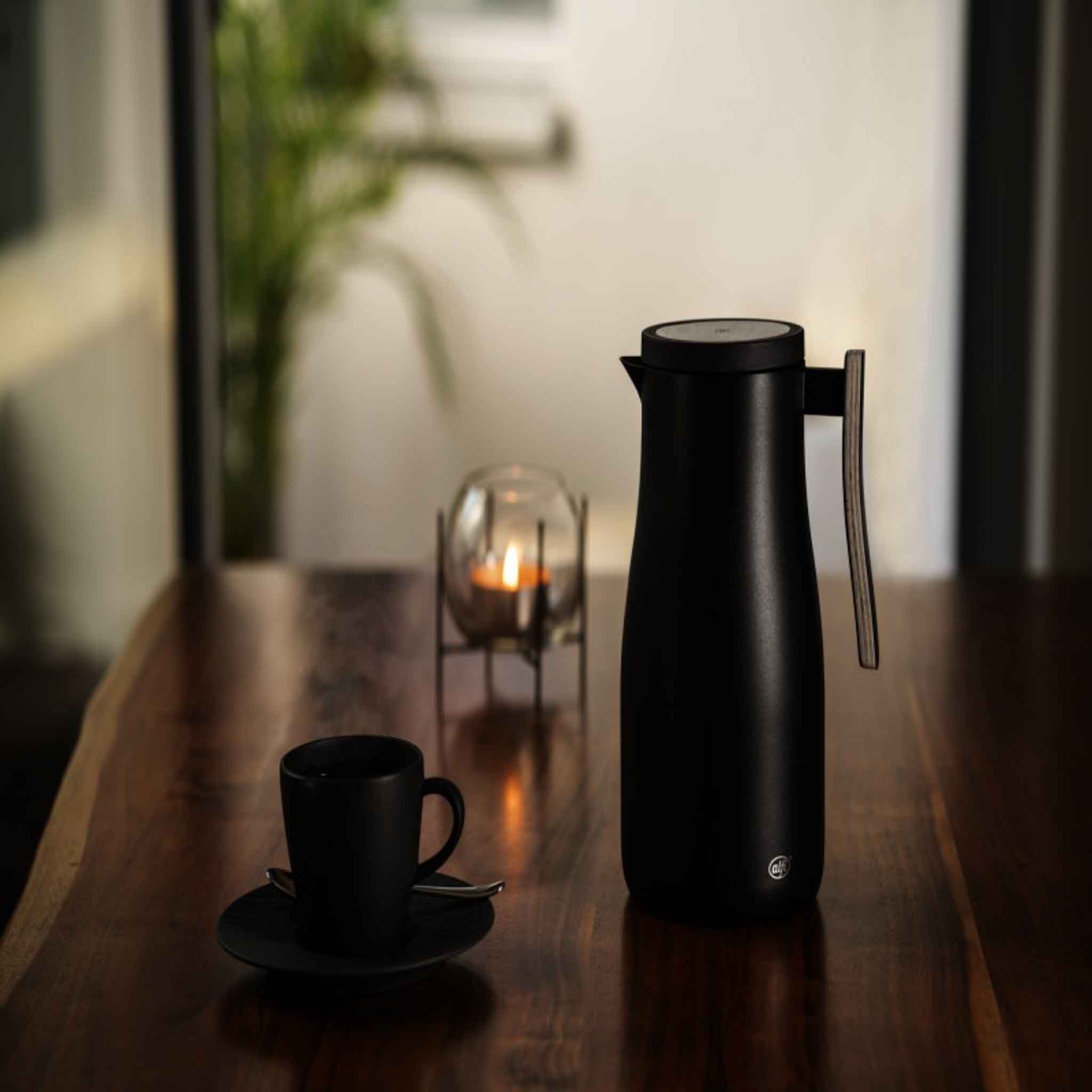 1.0L INSULATED CARAFE STUDIO ALLURE - BLACK MAT