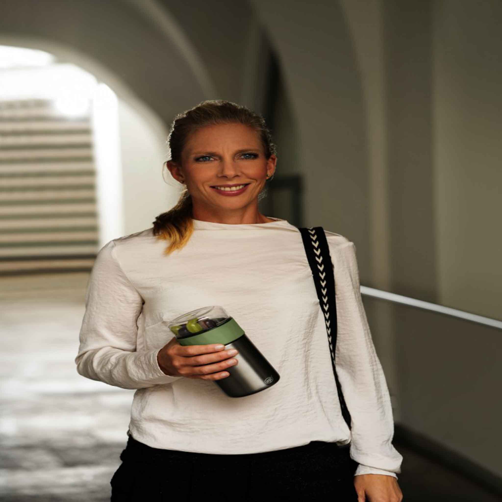 INS. FOOD MUG ENDLESS GREEN MAT