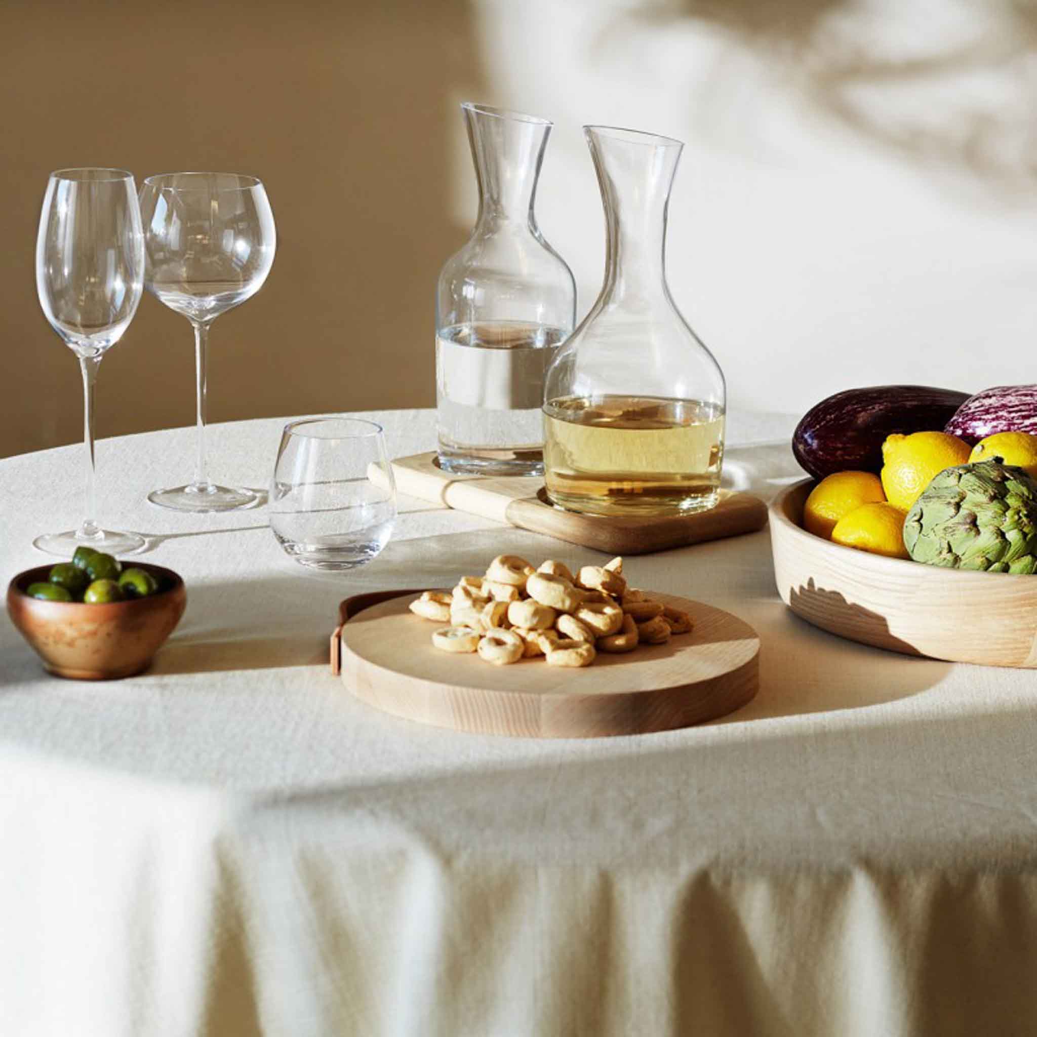 WATER &  CARAFE SET & OAK BASE