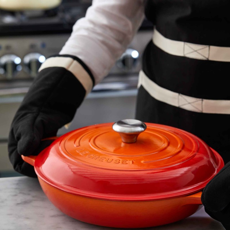 Le Creuset Oven Mitt Black