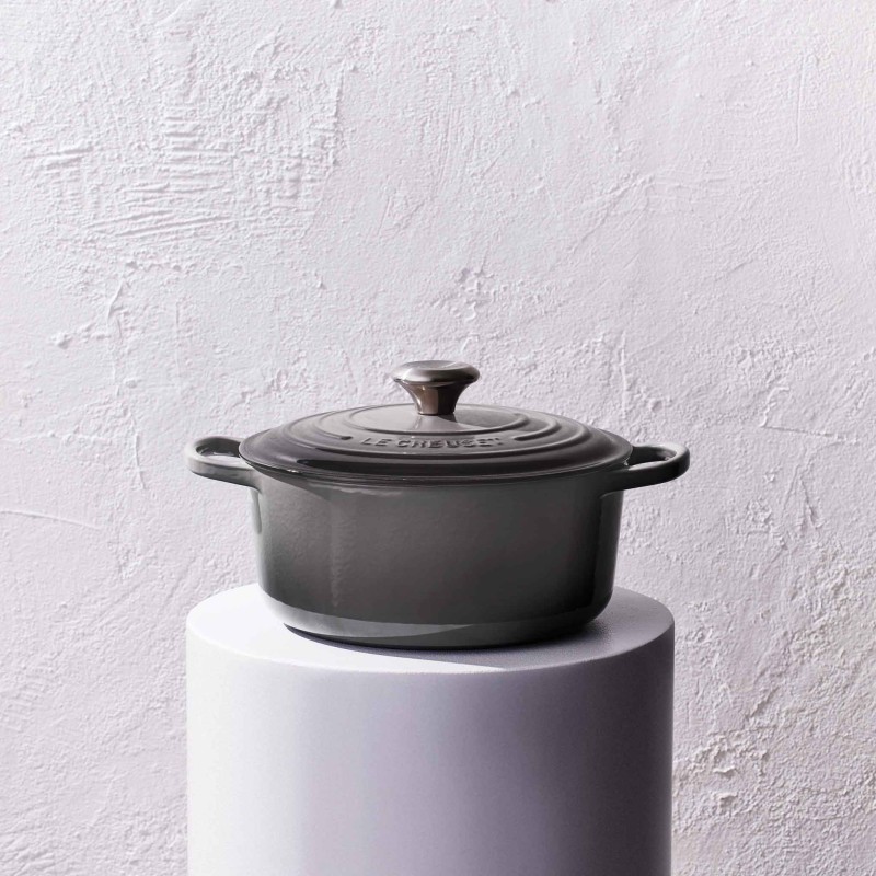 Le Creuset Signature Cast Iron Round Casserole 28cm Flint