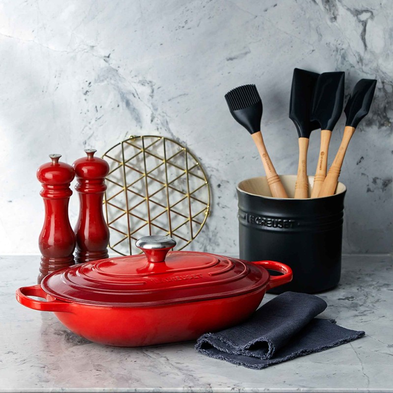 31CM CAST IRON OBLONG CASSEROLE - CERISE