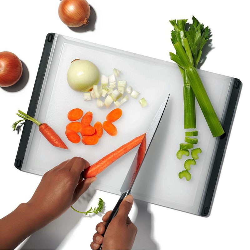 GG UTILITY CUTTING BOARD - TRANSLUCENT