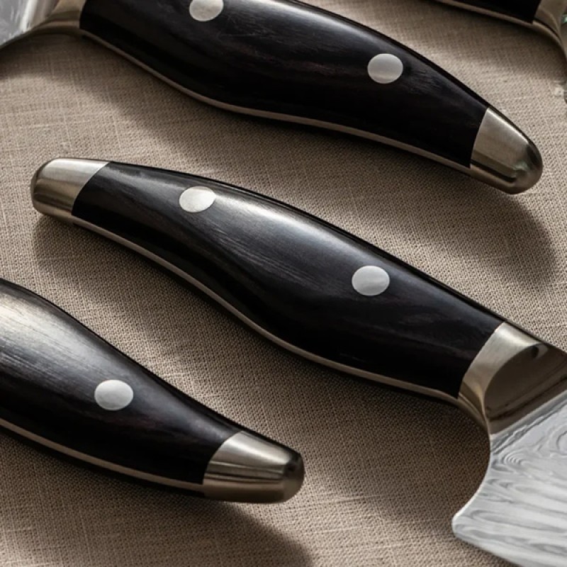 SHUN NAGARE BLACK SANTOKU 7"