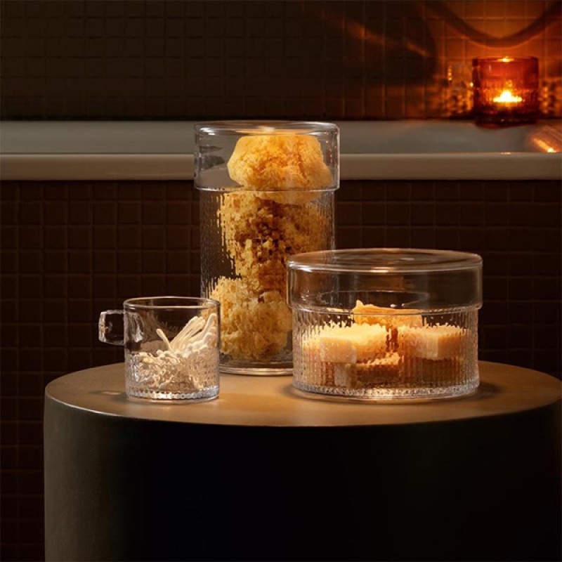 WICKER CONTAINER & LID