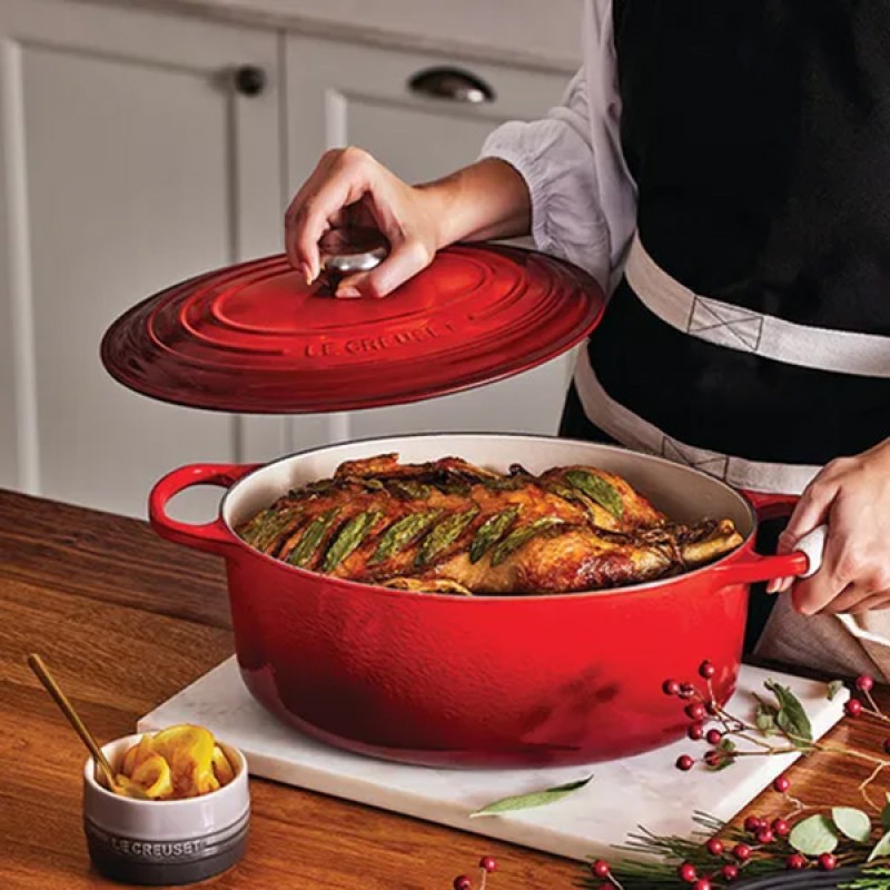 35CM SIGNATURE CAST IRON OVAL CASSEROLE - CERISE