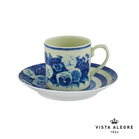 COFFEE CUP WITH SAUCER THE MEANING