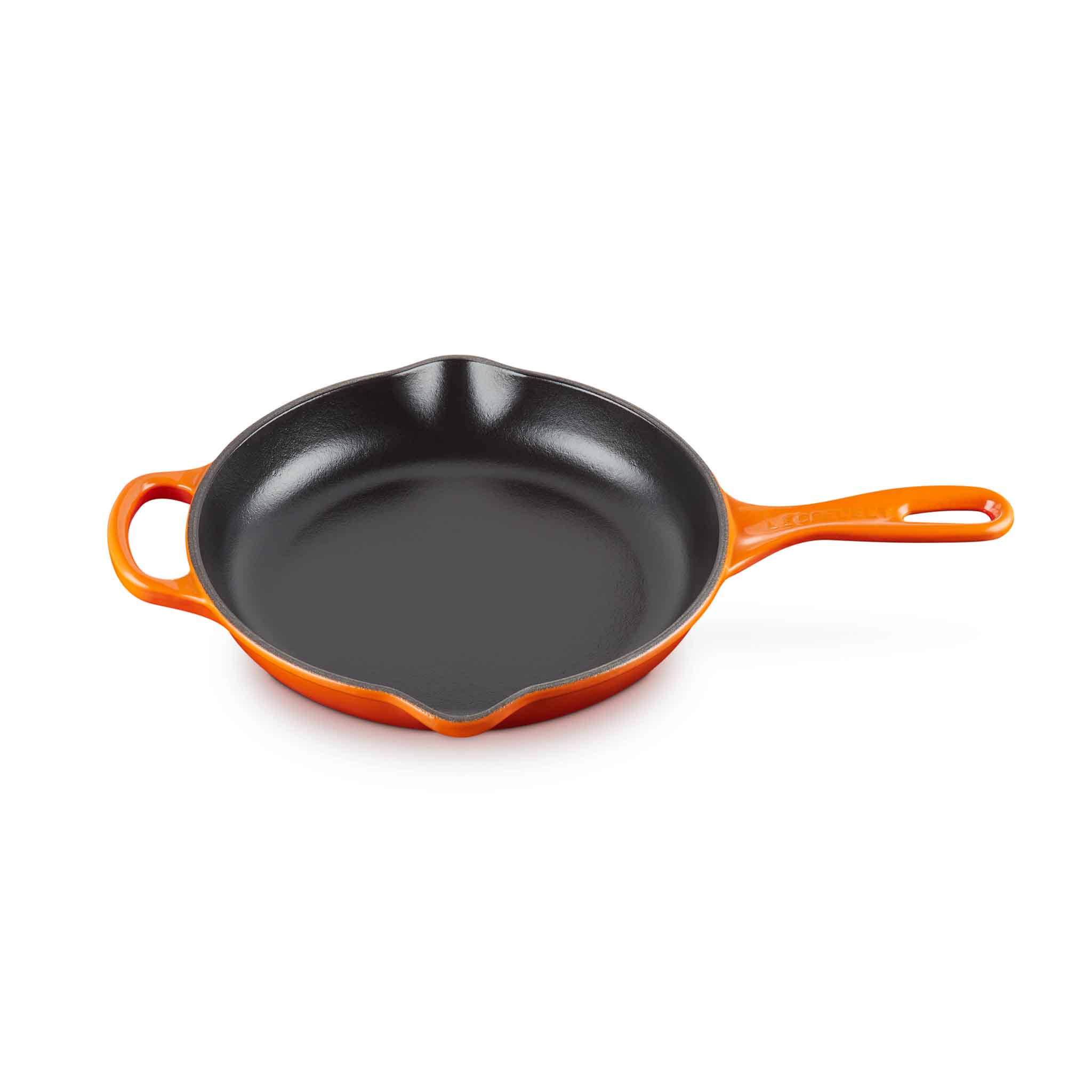 Le Creuset Signature Cast Iron Skillet with Metal ...